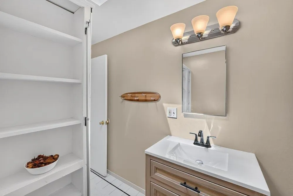 523 Maple Street Aptos, CA 95003