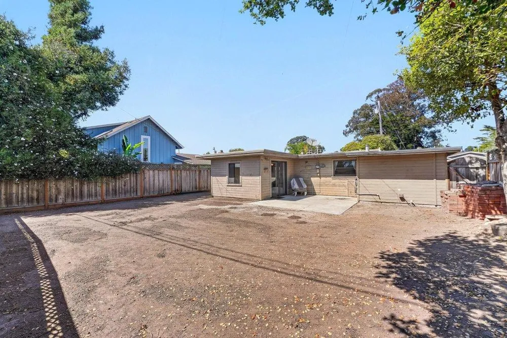 523 Maple Street Aptos, CA 95003