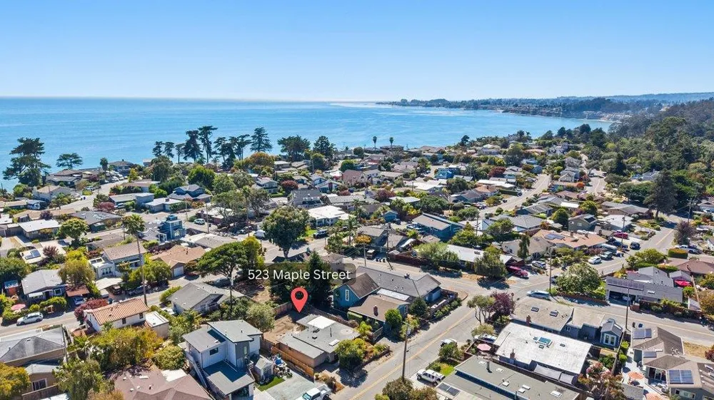 523 Maple Street Aptos, CA 95003