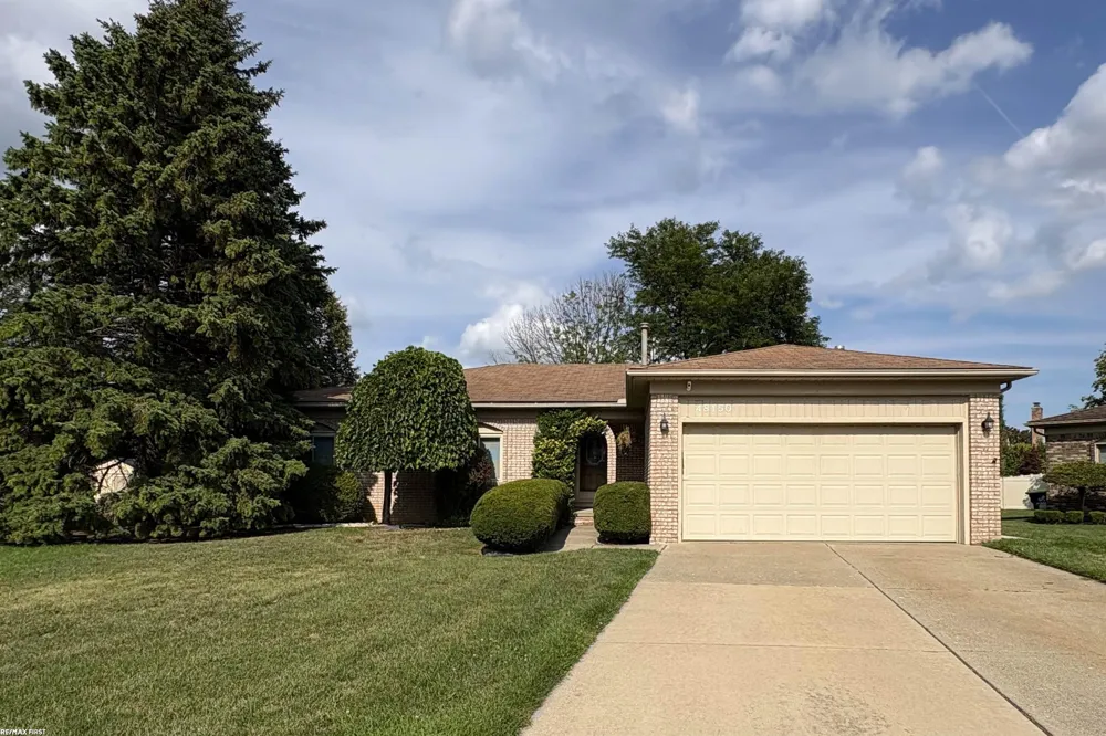 48150 Virginia Court Macomb Township, MI 48044
