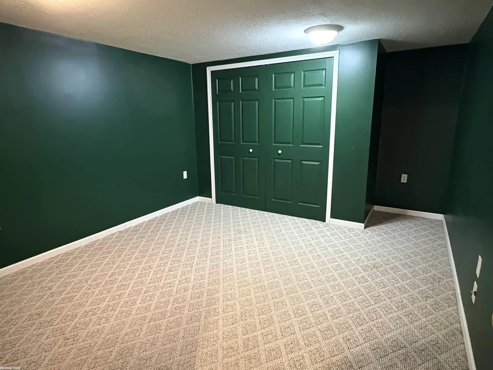 48150 Virginia Court Macomb Township, MI 48044