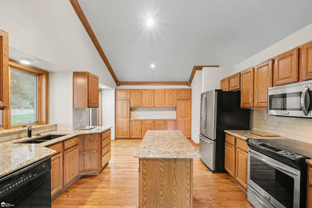 8280 Butternut Court Court Grand Blanc Charter Township, MI 48439