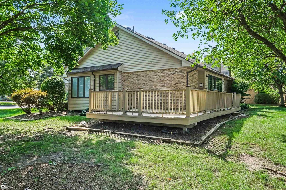 8280 Butternut Court Court Grand Blanc Charter Township, MI 48439