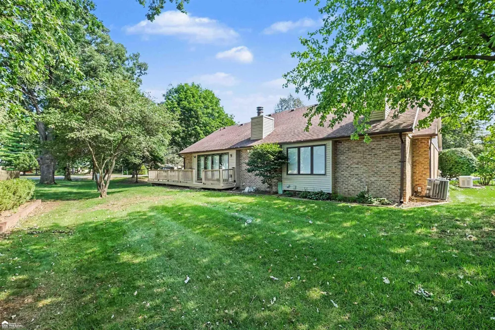 8280 Butternut Court Court Grand Blanc Charter Township, MI 48439