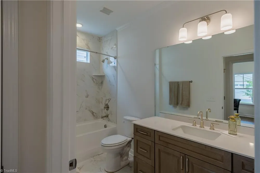 2423 Augusta Drive Asheboro, NC 27205