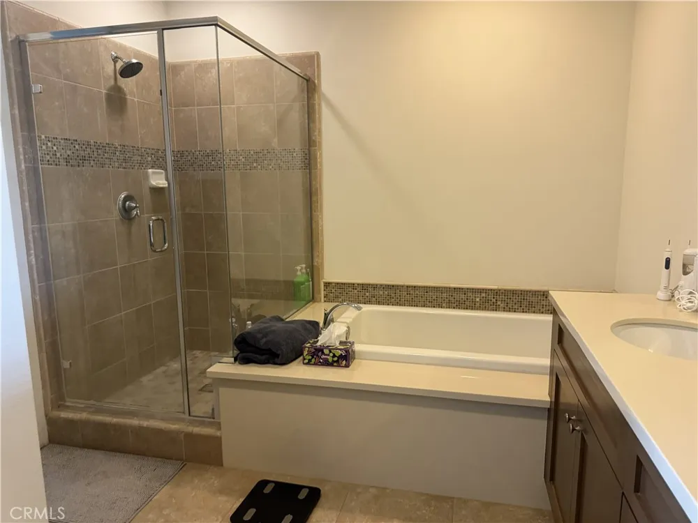 18682 Clubhouse Yorba Linda, CA 92886
