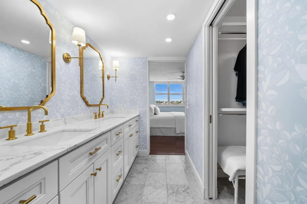 511 BAYSHORE DRIVE #408 Fort Lauderdale, FL 33304