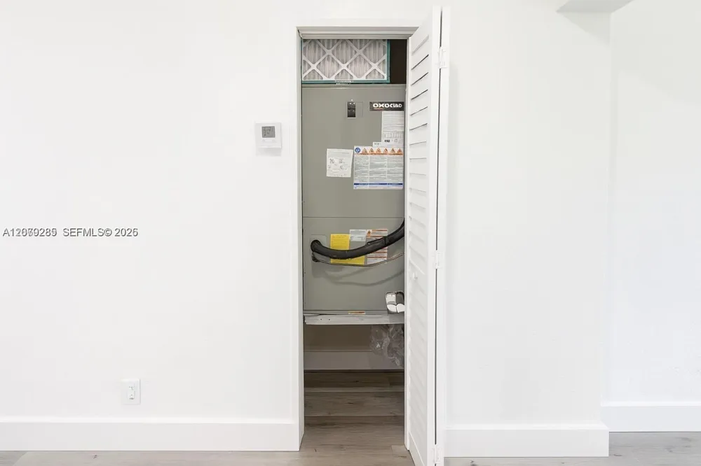 307 SW 15th St #1 Fort Lauderdale, FL 33315