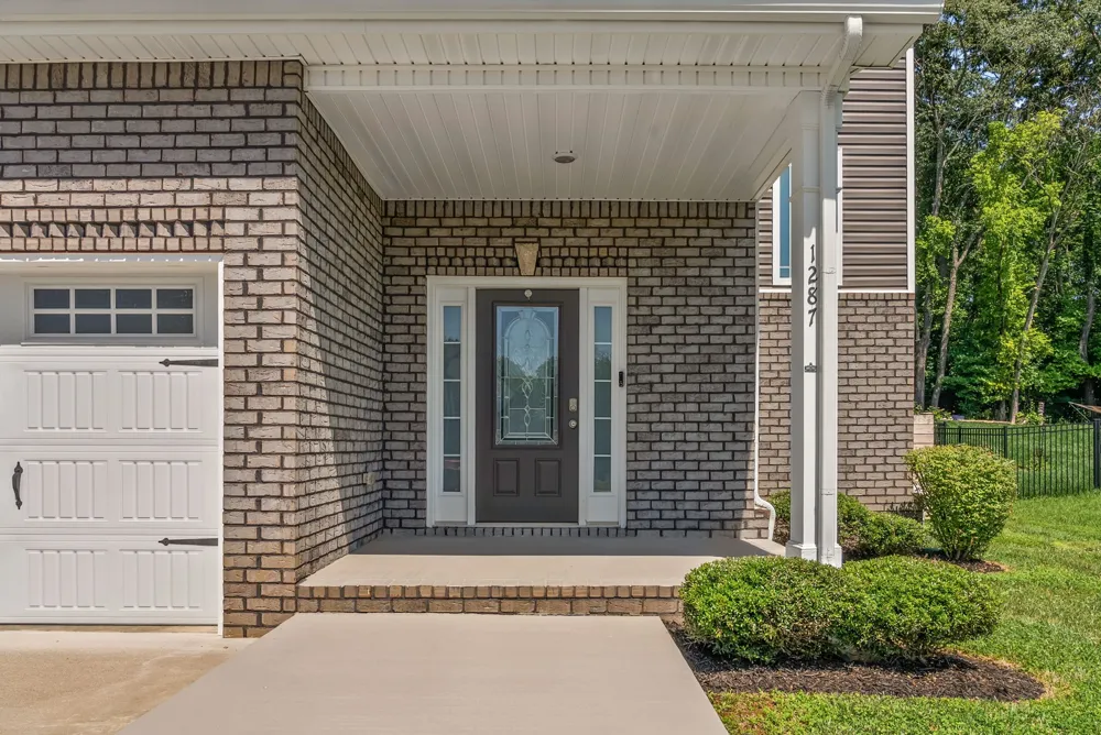 1287 Highgrove Ln Clarksville, TN 37043