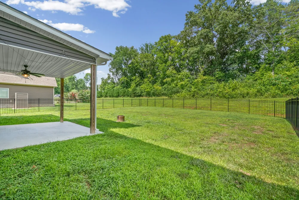 1287 Highgrove Ln Clarksville, TN 37043