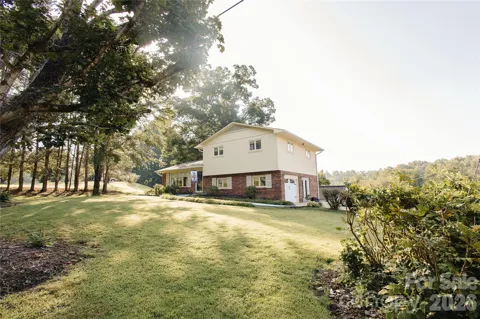 15 Golden Leaf Drive