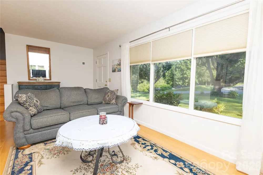 15 Golden Leaf Drive Marion, NC 28752
