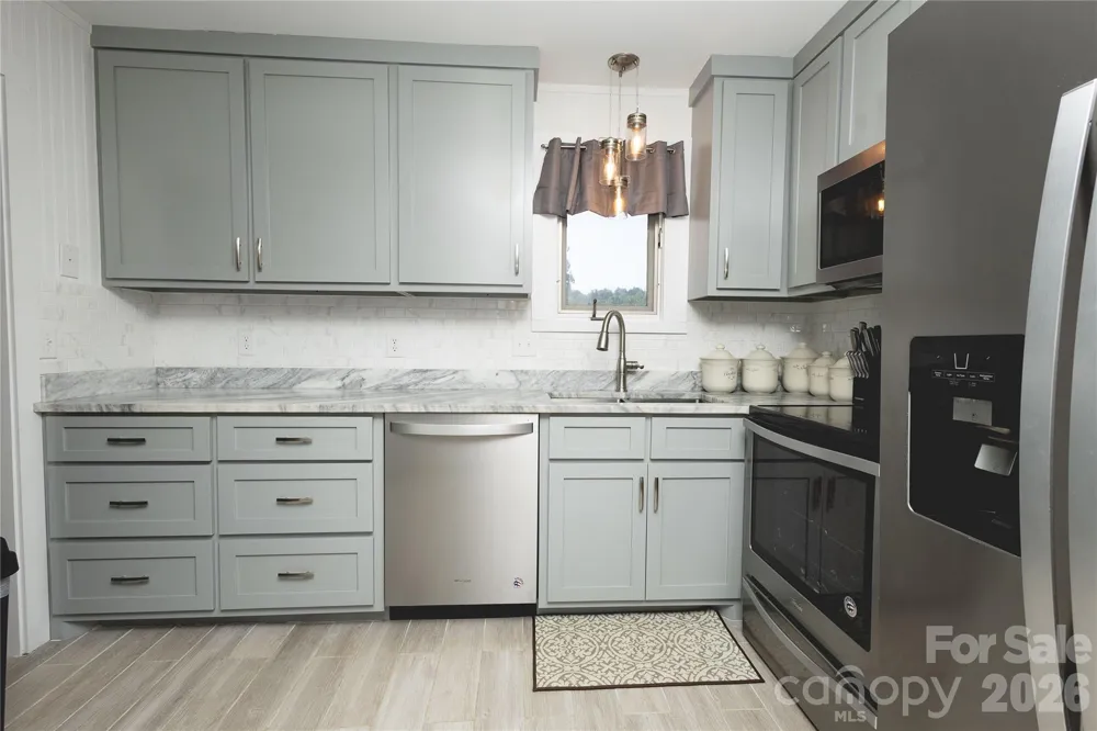 15 Golden Leaf Drive Marion, NC 28752