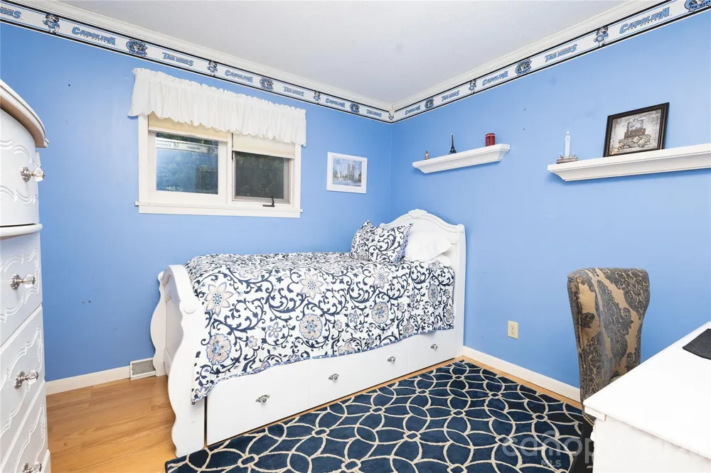 15 Golden Leaf Drive Marion, NC 28752