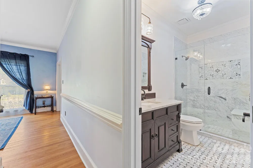 1006 Chelsea Place Matthews, NC 28105