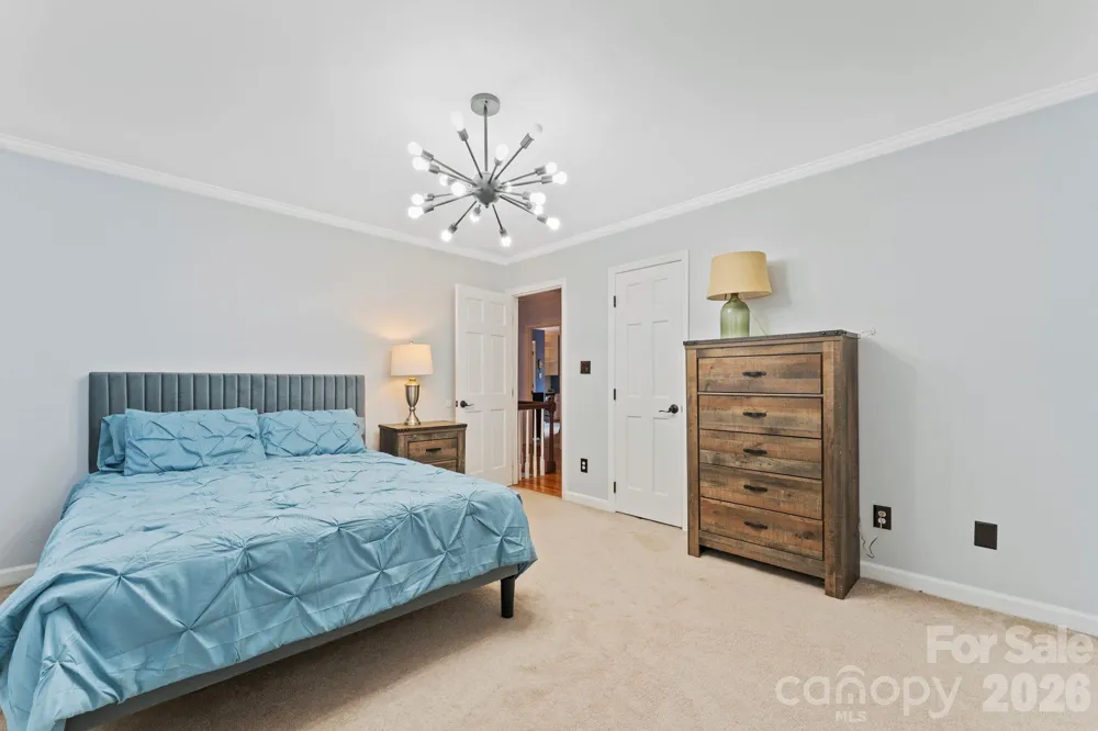 1006 Chelsea Place Matthews, NC 28105