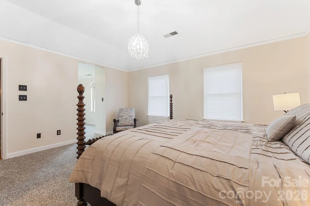 1006 Chelsea Place Matthews, NC 28105
