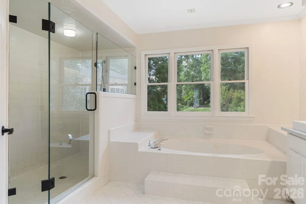 1006 Chelsea Place Matthews, NC 28105