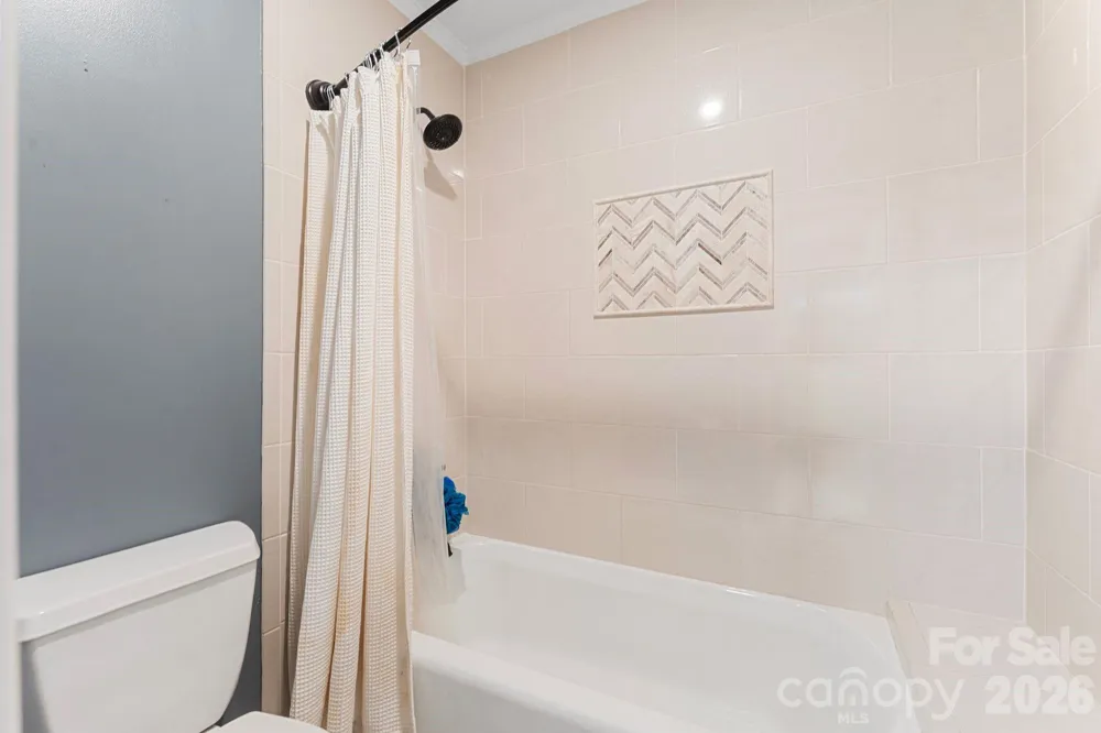 1006 Chelsea Place Matthews, NC 28105