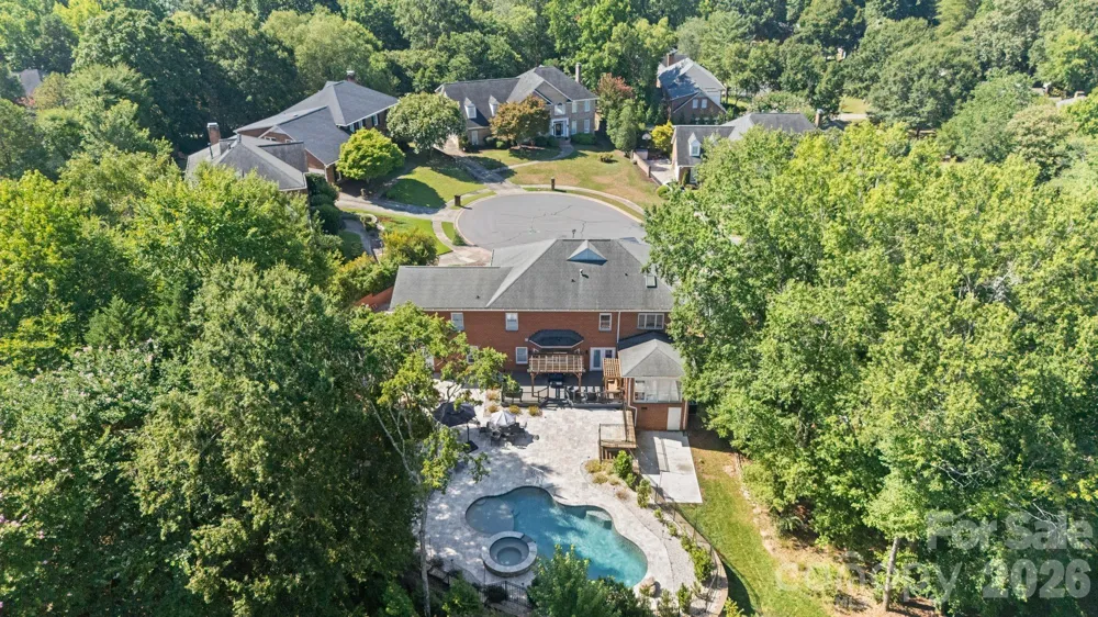 1006 Chelsea Place Matthews, NC 28105