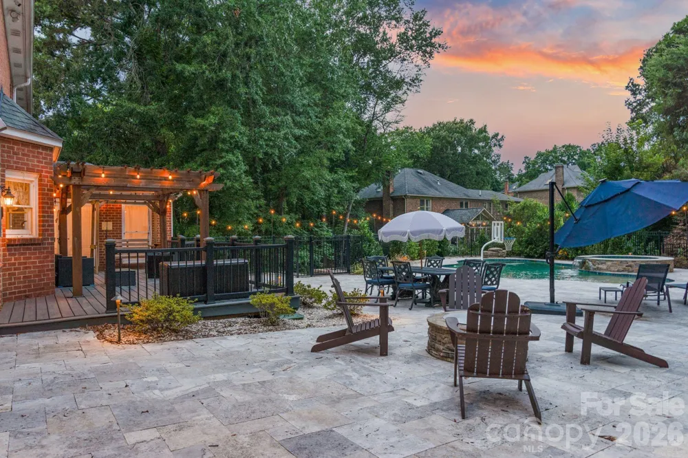 1006 Chelsea Place Matthews, NC 28105