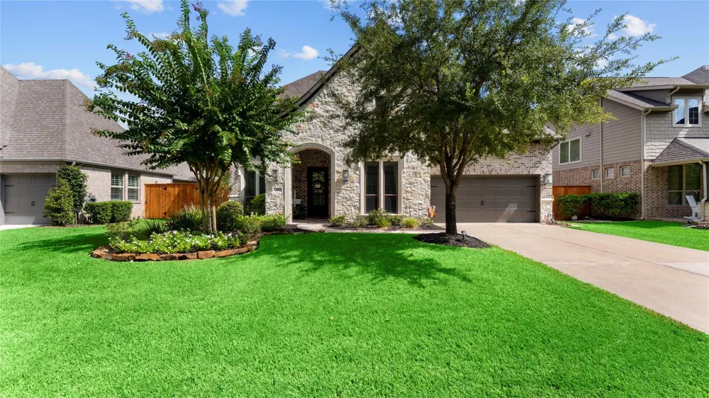 121 Hunter Hollow Place Montgomery, TX 77316