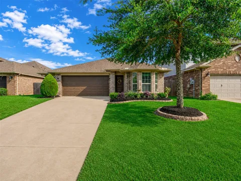 4827 Ladona Court