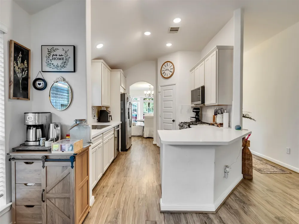 4827 Ladona Court League City, TX 77573