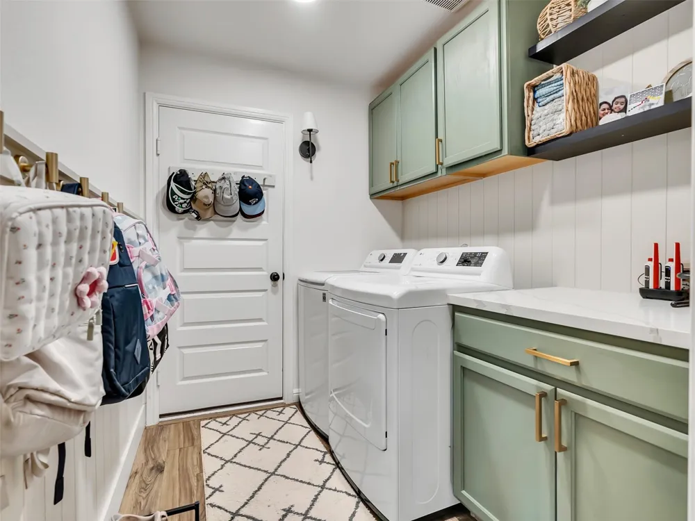4827 Ladona Court League City, TX 77573