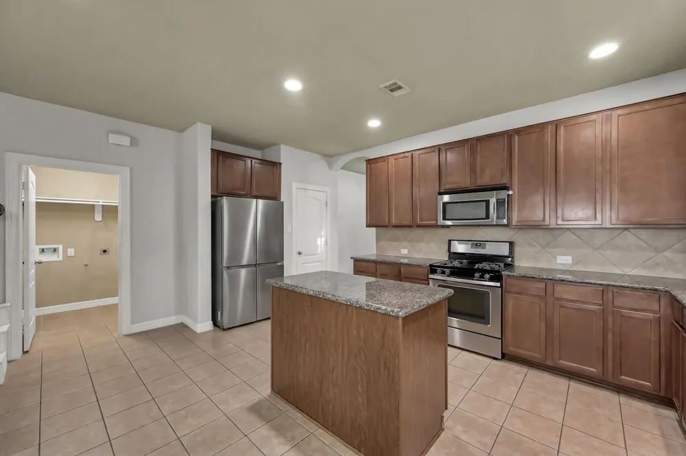 24407 Split Rock Falls Tomball, TX 77375
