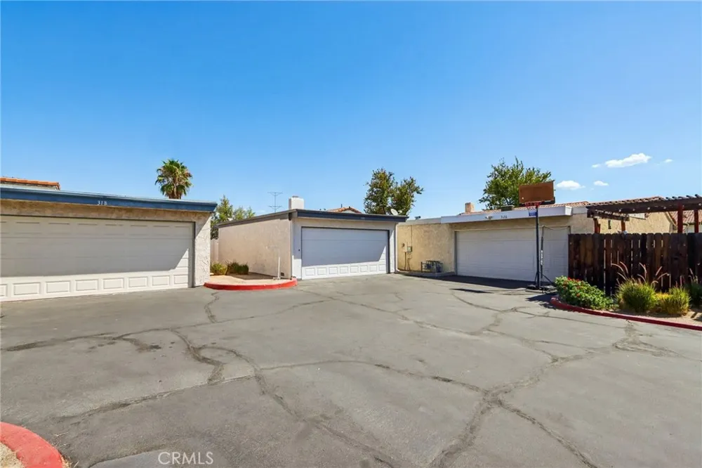 330 King Court Hemet, CA 92543