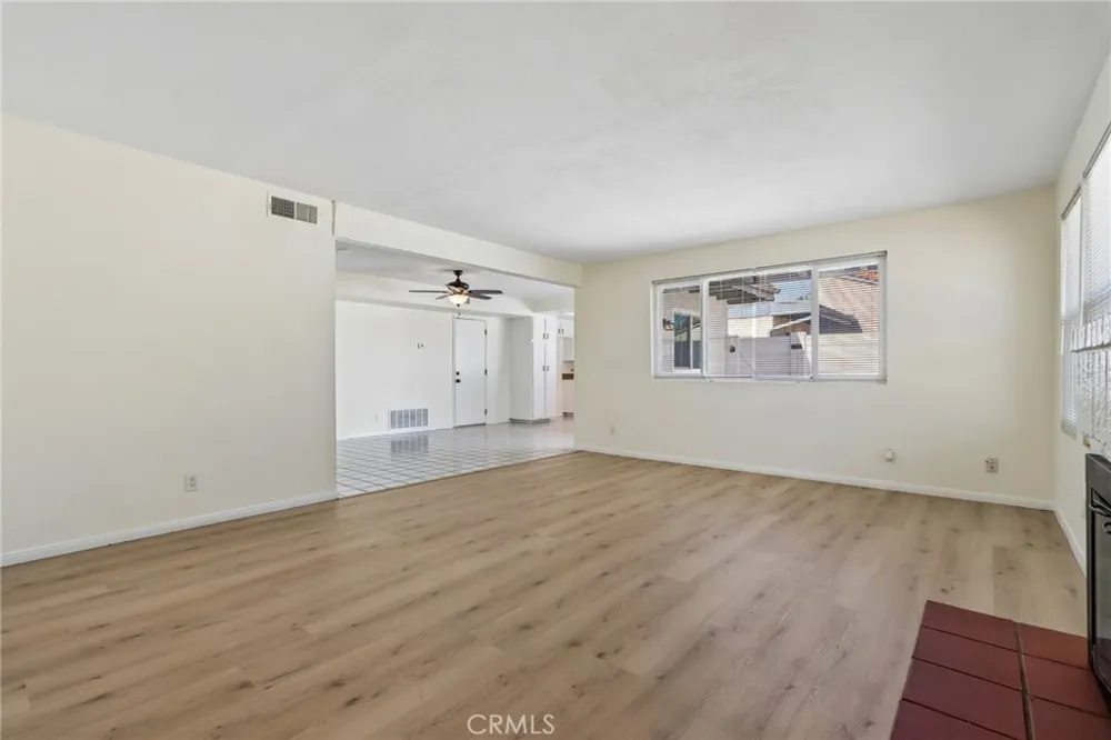 330 King Court Hemet, CA 92543