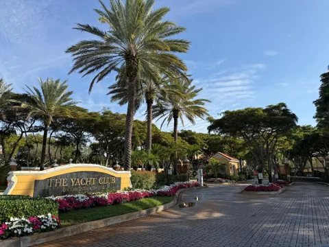 123 YACHT CLUB WAY #111