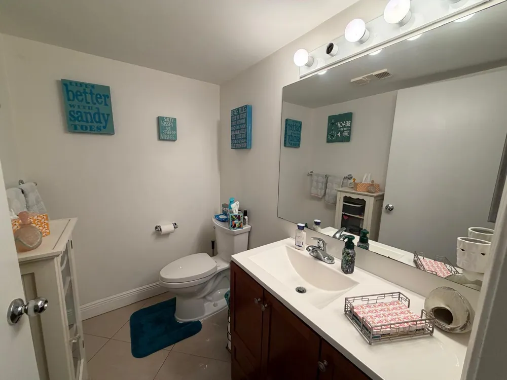 123 YACHT CLUB WAY #111 Hypoluxo, FL 33462