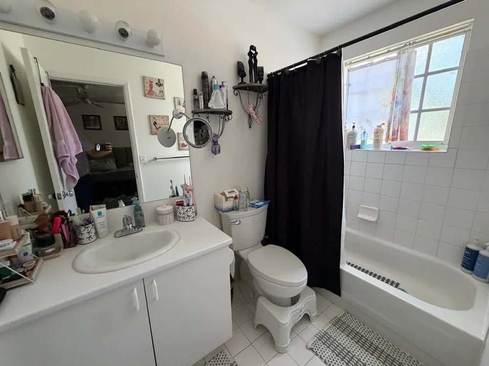 123 YACHT CLUB WAY #111 Hypoluxo, FL 33462