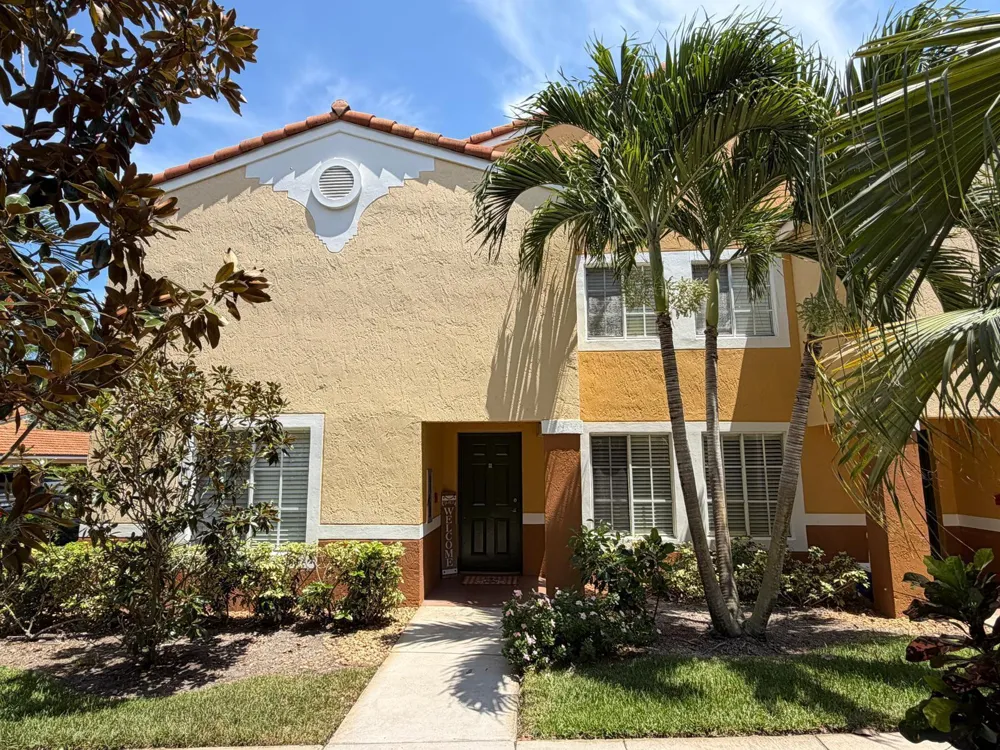 123 YACHT CLUB WAY #111 Hypoluxo, FL 33462