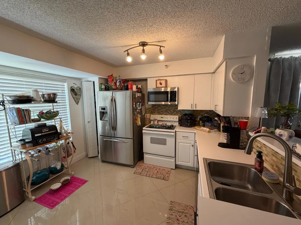 123 YACHT CLUB WAY #111 Hypoluxo, FL 33462