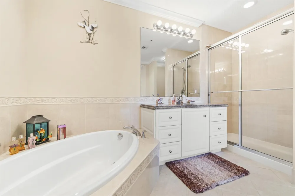 16 Harbour Isle Drive W #302 Fort Pierce, FL 34949