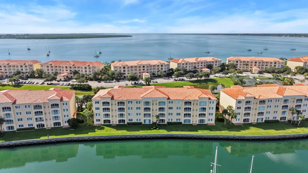 16 Harbour Isle Drive W #302 Fort Pierce, FL 34949