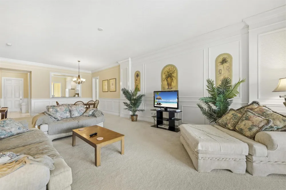 16 Harbour Isle Drive W #302 Fort Pierce, FL 34949