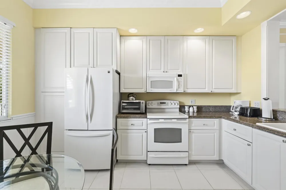 16 Harbour Isle Drive W #302 Fort Pierce, FL 34949