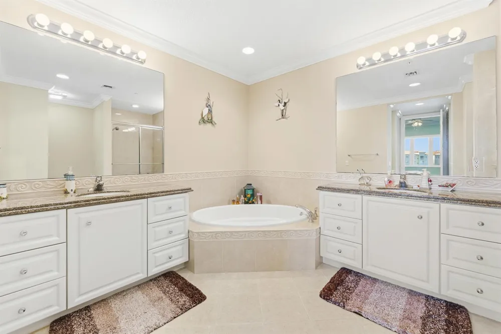 16 Harbour Isle Drive W #302 Fort Pierce, FL 34949