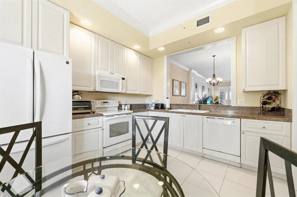 16 Harbour Isle Drive W #302 Fort Pierce, FL 34949