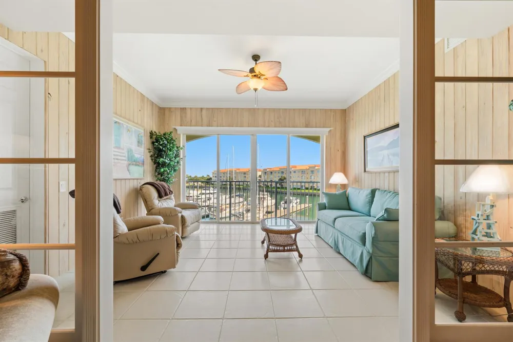 16 Harbour Isle Drive W #302 Fort Pierce, FL 34949