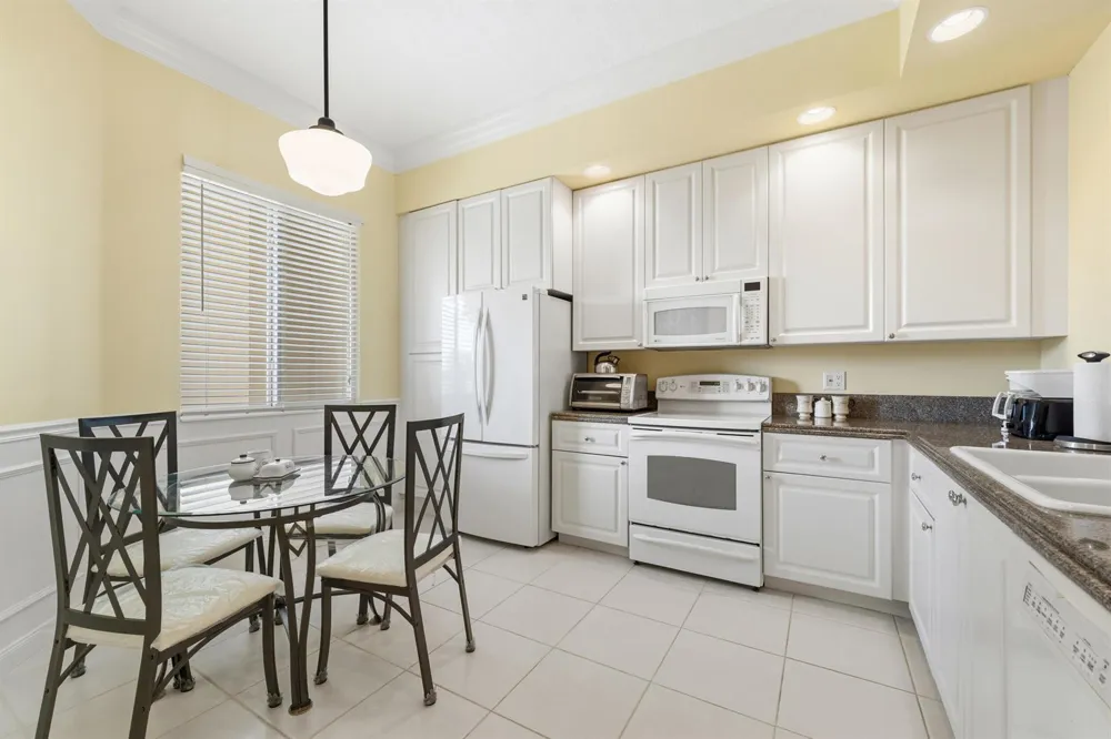16 Harbour Isle Drive W #302 Fort Pierce, FL 34949