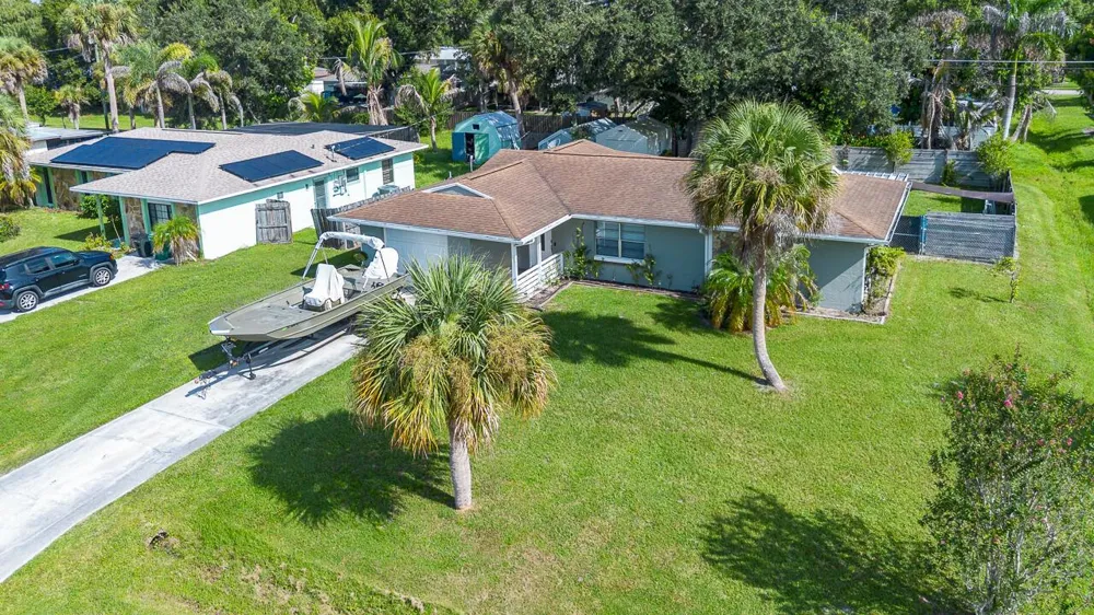 7506 KENWOOD ROAD Fort Pierce, FL 34951
