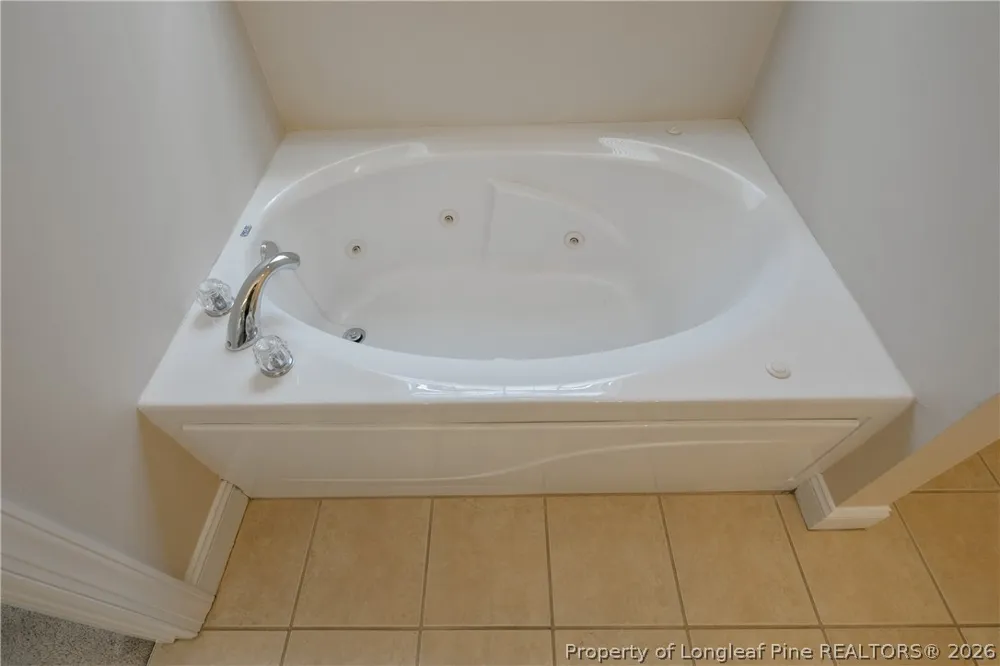 152 Lakeland Port Sanford, NC 27332