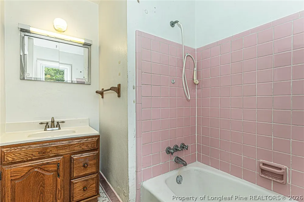 1501 Skycrest Drive Fayetteville, NC 28304