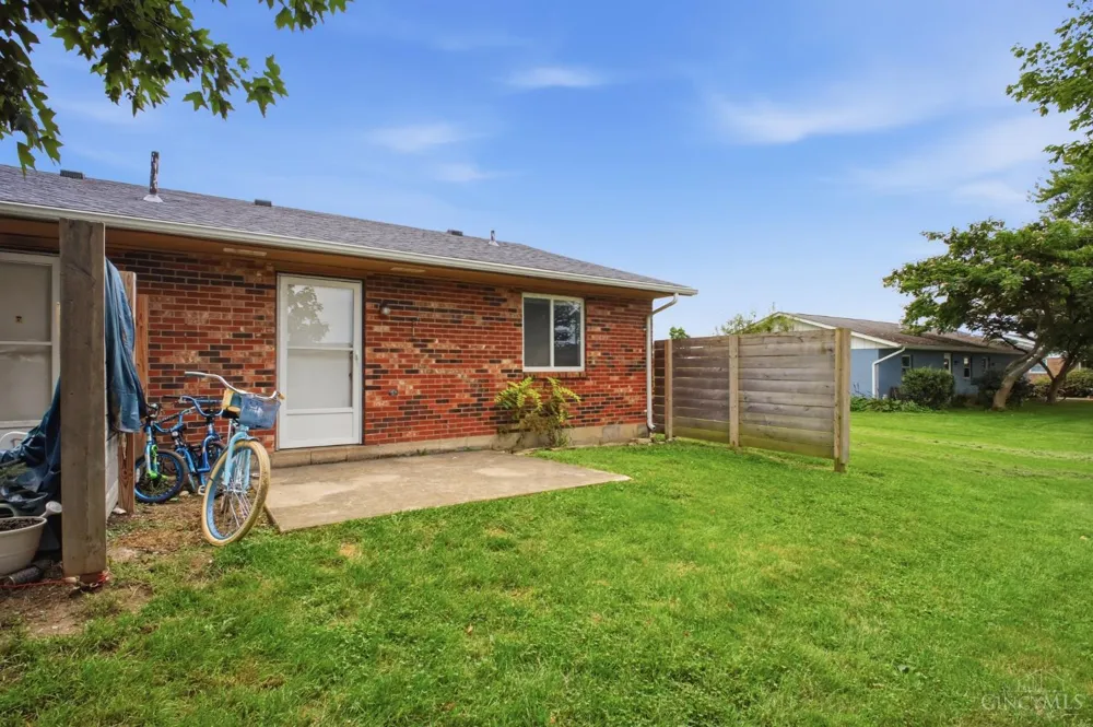 617 East Avenue Eaton, OH 45320
