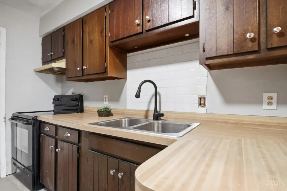 617 East Avenue Eaton, OH 45320